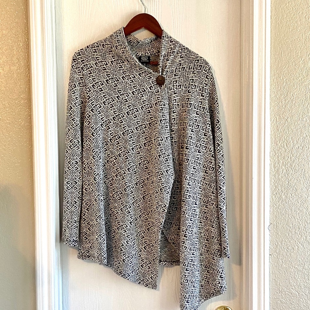 Bonaeu Sweater